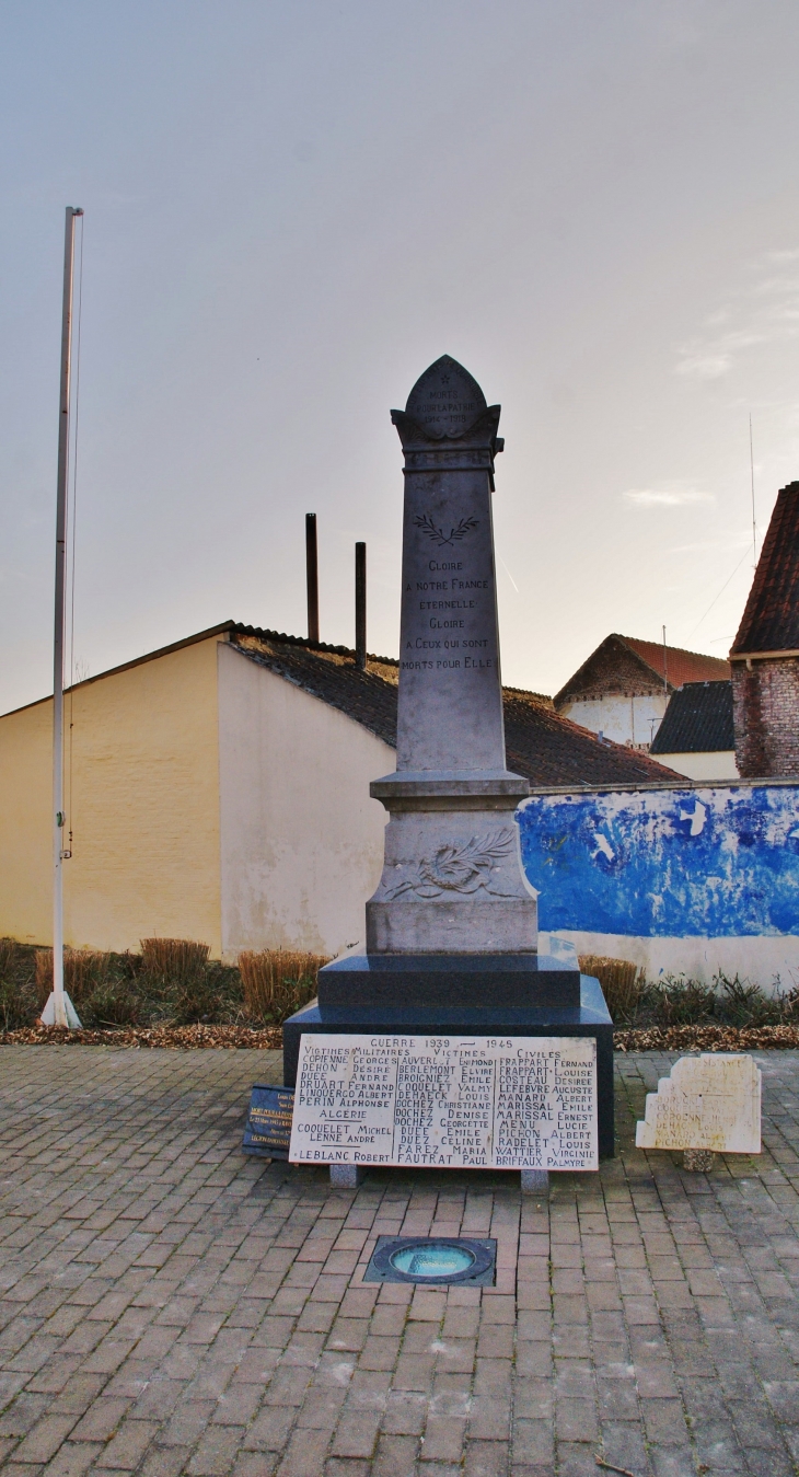 Monument aux Morts - Quarouble