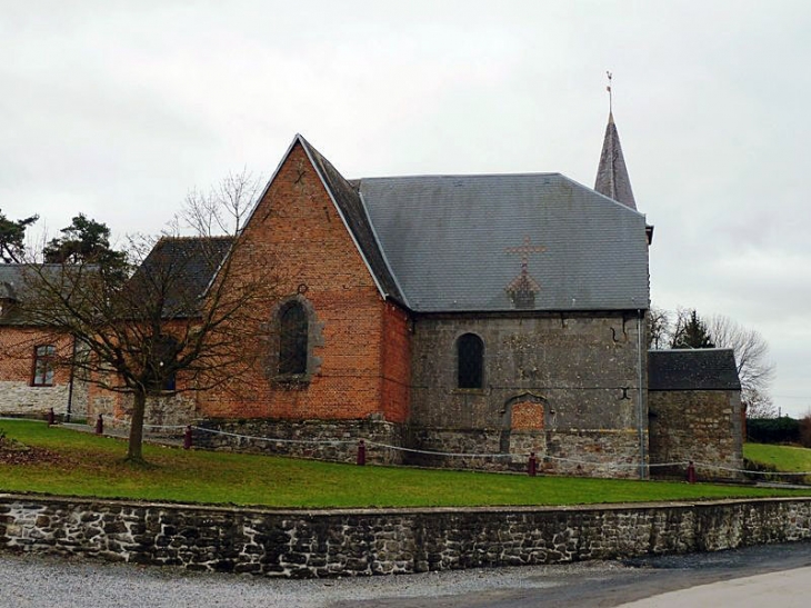 Derrière l'église - Rainsars