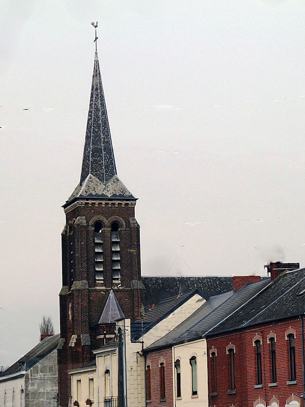 Vers l'église - Recquignies