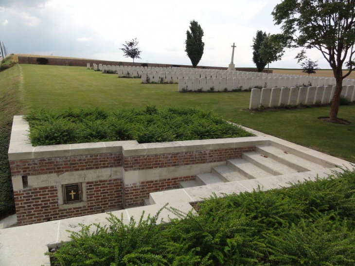 Romeries (59730) communal cemetery extension (1918), de la Commonwealt War Graves Commission