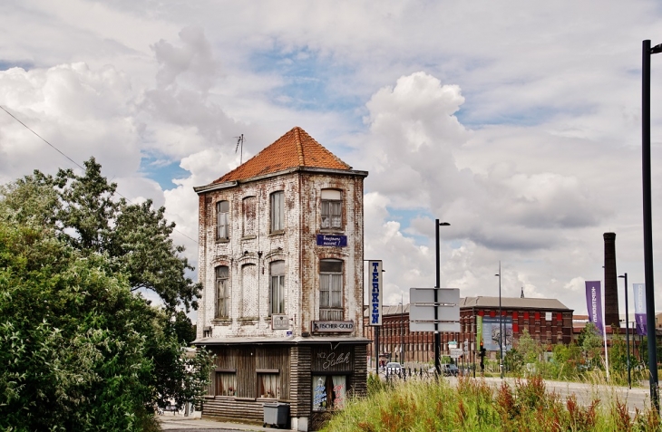 La Ville ( Café Salah ) - Roubaix