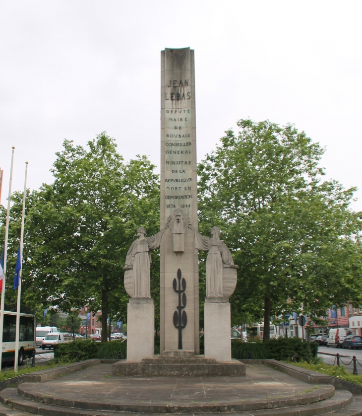 Monument ( Jean-Lebas ) - Roubaix