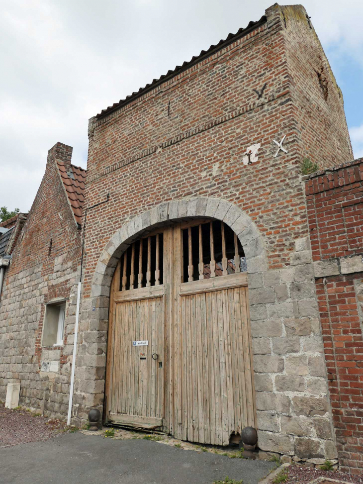 Portail de ferme - Roucourt