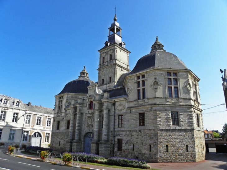 L'échevinage - Saint-Amand-les-Eaux