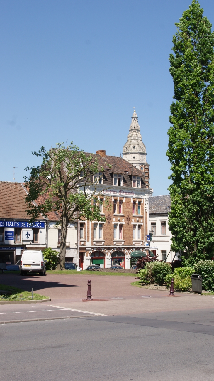 La Commune  - Saint-Amand-les-Eaux