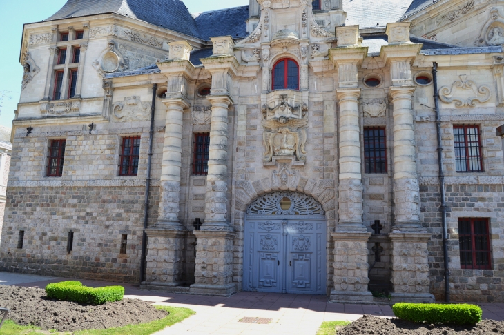 Hotel-de-Ville - Saint-Amand-les-Eaux