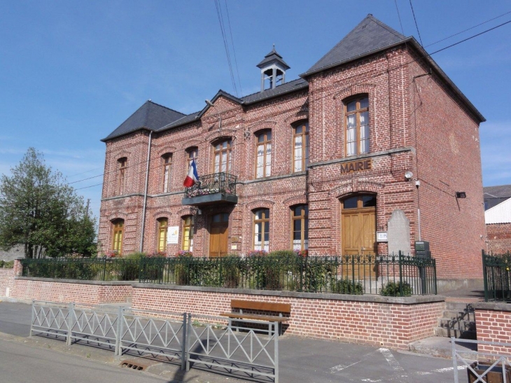 Saint-Hilaire-sur-Helpe, la mairie