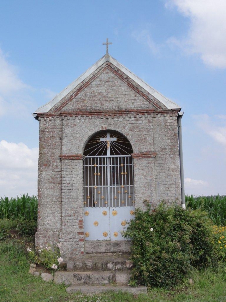 Saint-Martin-sur-Écaillon (59213) chapelle, sortie Solesmes