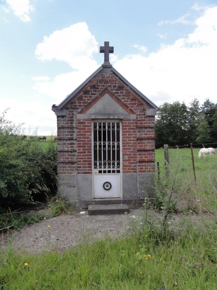 Saint-Rémy-du-Nord (59330) chapelle St.Benoît, extérieur - Saint-Remy-du-Nord