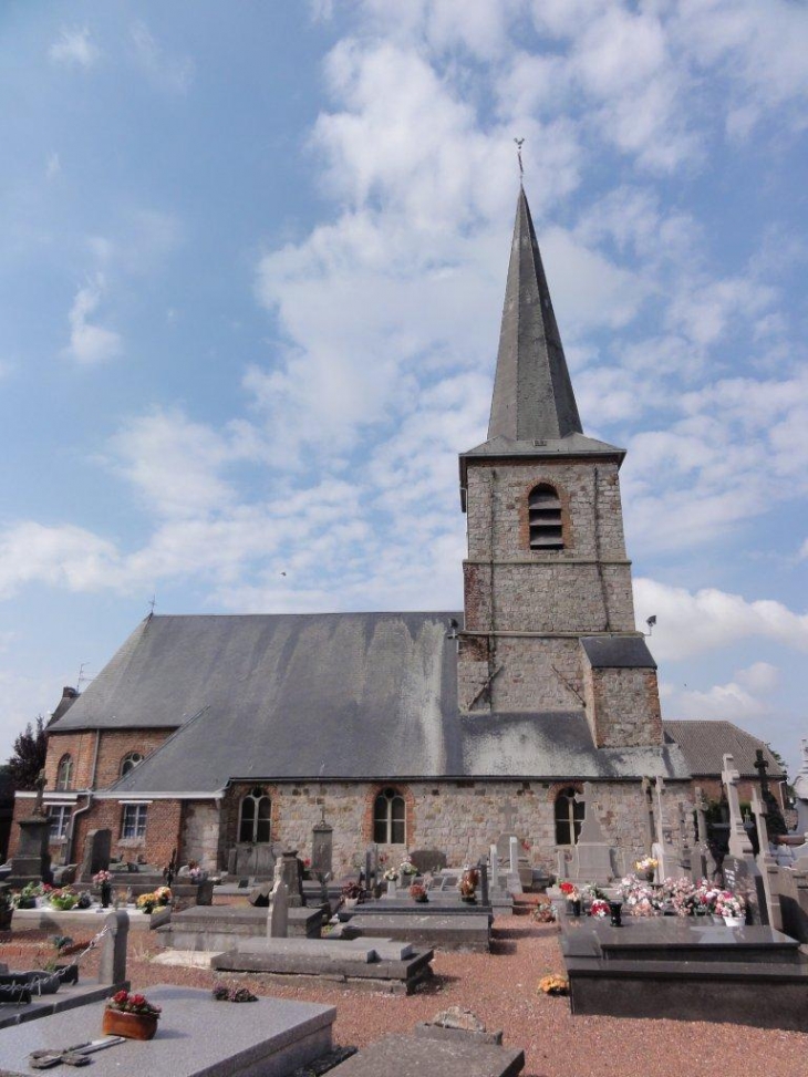 Salesches (59218) église Saint-Quinibert