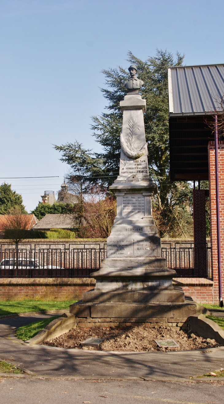 Monument aux Morts - Saultain