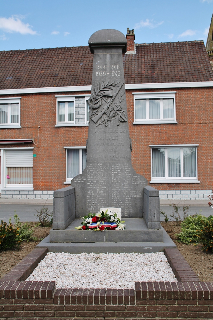 Monument aux Morts - Staple