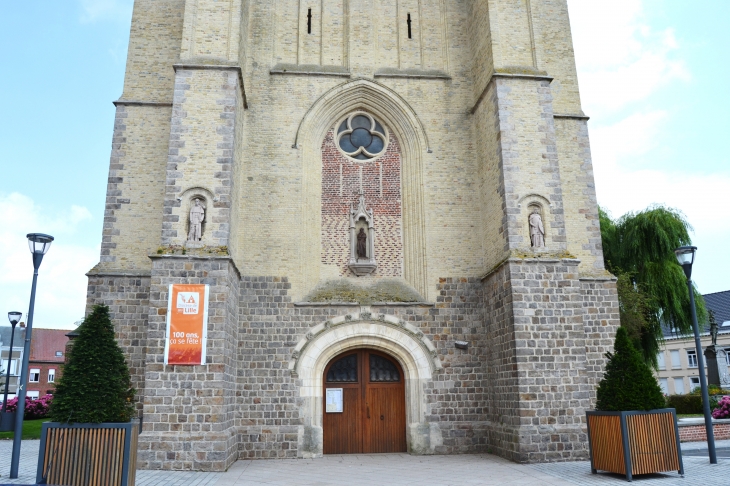 :Eglise Saint-Pierre 17 Em Siècle - Steenvoorde