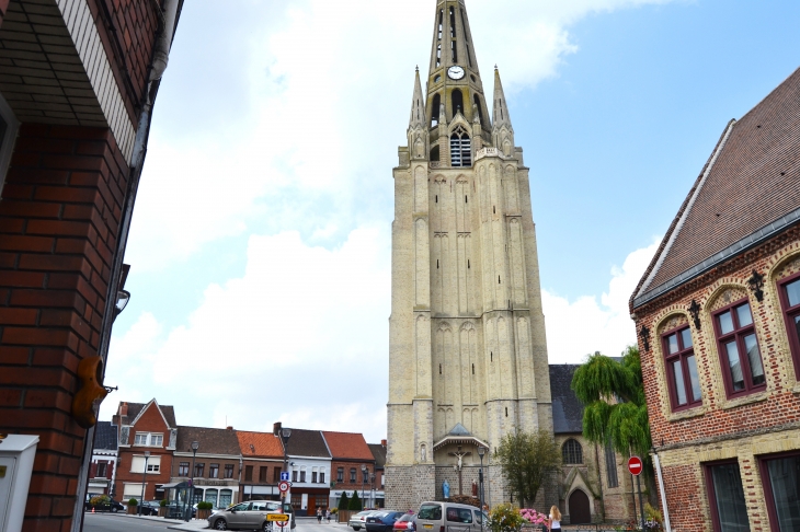 :Eglise Saint-Pierre 17 Em Siècle - Steenvoorde