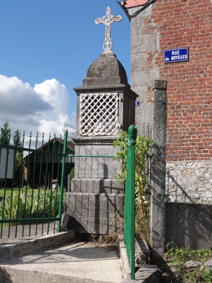 Taisnières-en-Thiérache (59550) chapelle D