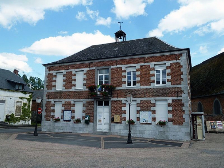 La mairie - Taisnières-en-Thiérache