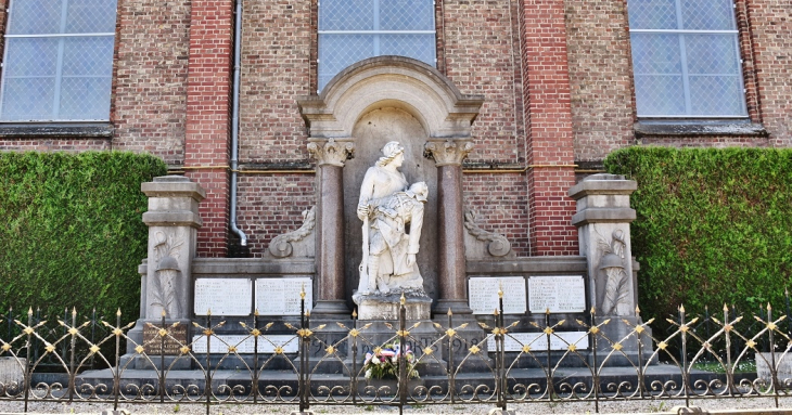 Monument-aux-Morts - Thiant