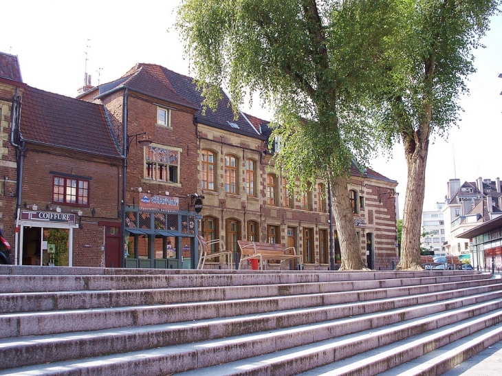 Rue derriére la tour - Valenciennes