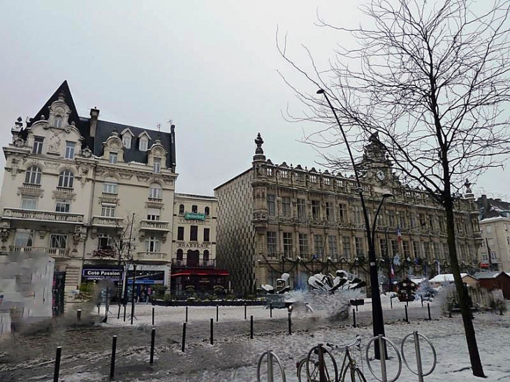 La place d'armes - Valenciennes