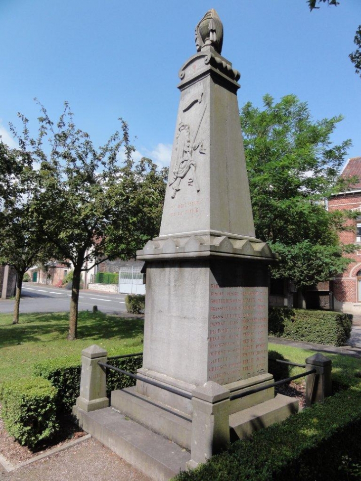 Vendegies-sur-Écaillon (59213) monument aux morts