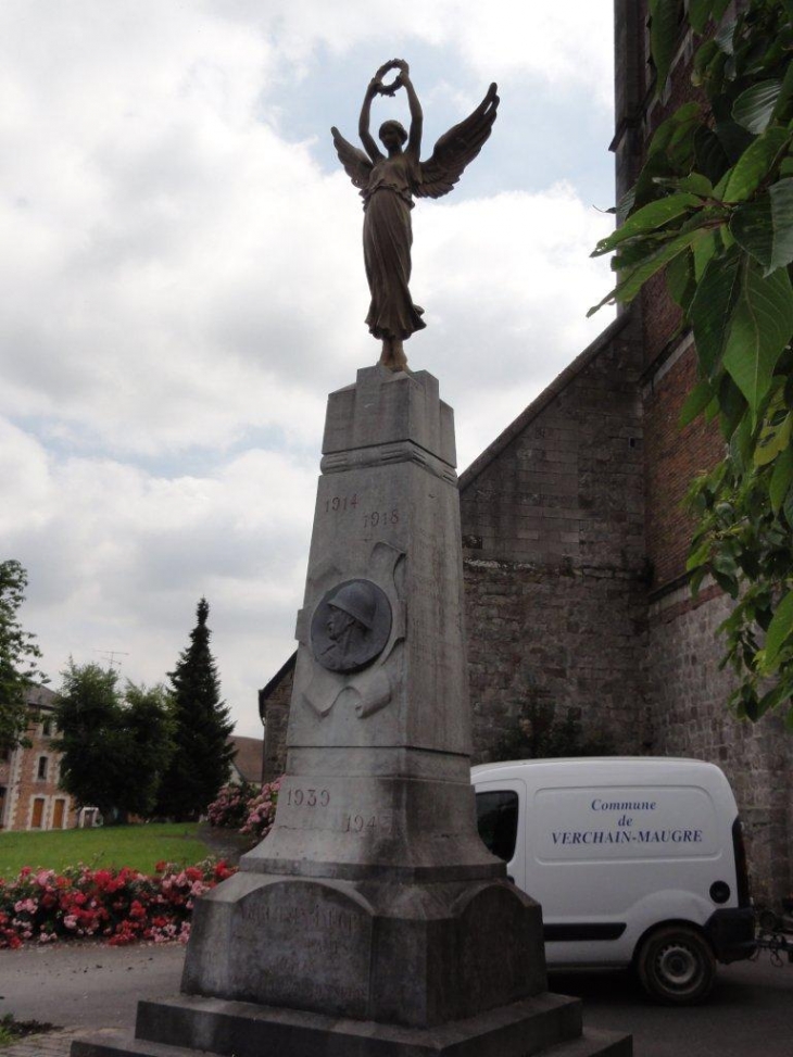 Verchain-Maugré (59227) monument aux morts