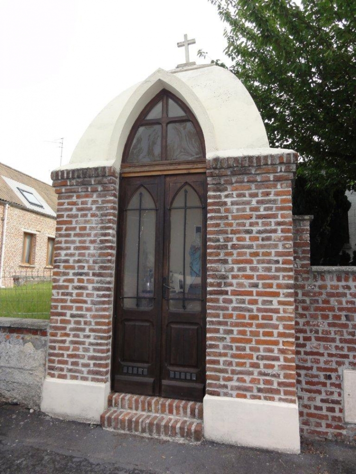 Villers-Pol (59530) chapelle de la Vierge Marie