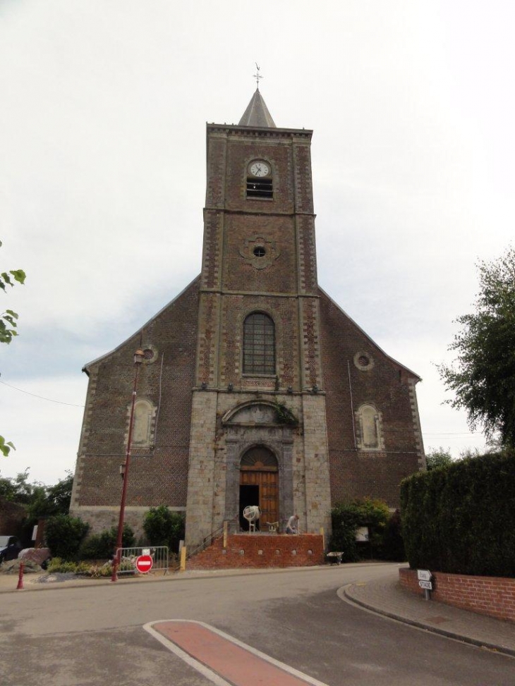 Villers-Pol (59530) église Saint Martin, façade