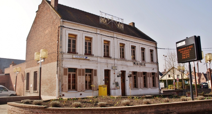 La Mairie et la Poste - Vred