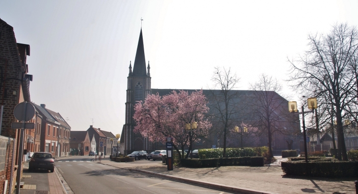 <<<église Saint-Sarre - Vred