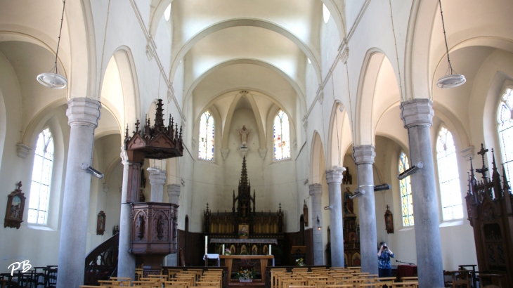 Nef centrale de l'église Notre-Dame de L'Assomption - Warlaing