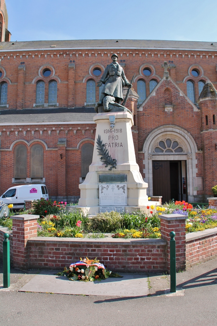 Monument aux Morts - Wavrin