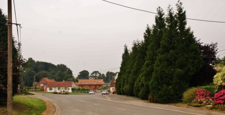 Le Village - Bécourt