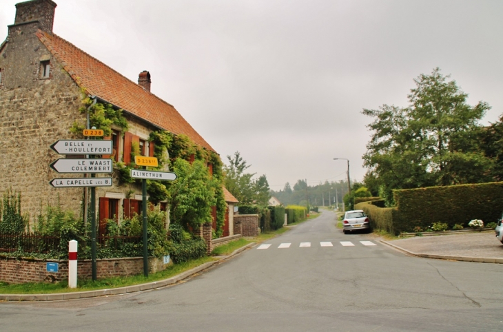 Le Village - Bellebrune