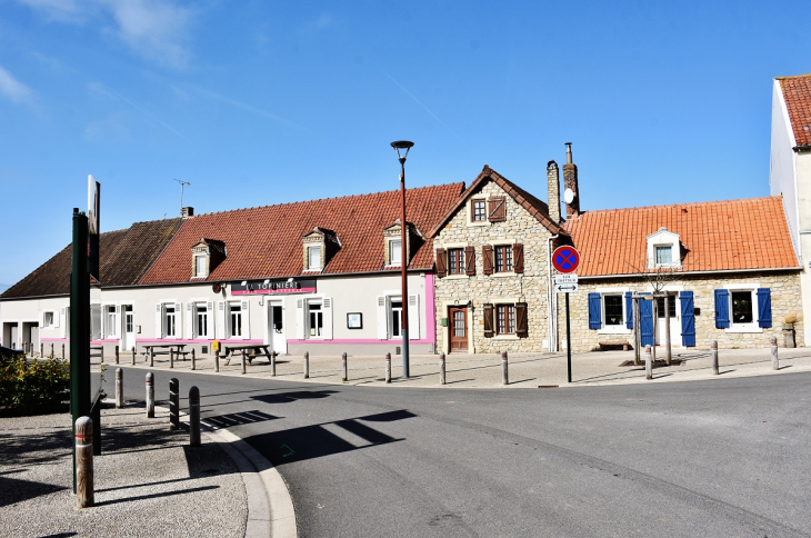 La Commune - Beuvrequen