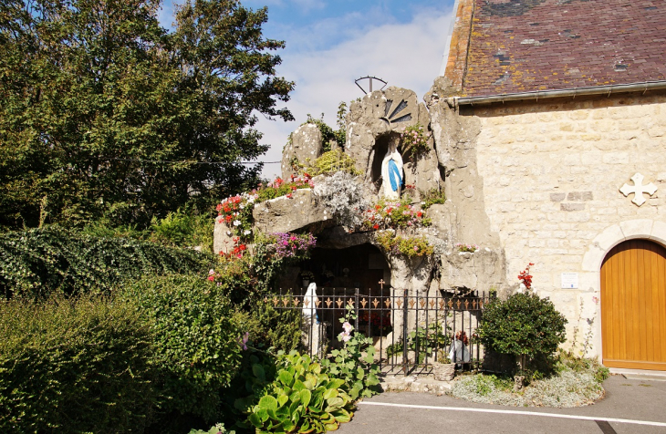 Grotte - Beuvrequen