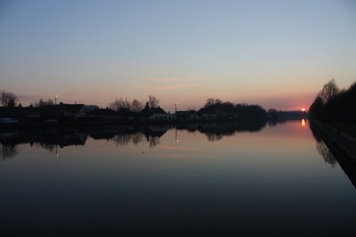 Canal beuvry base nautique