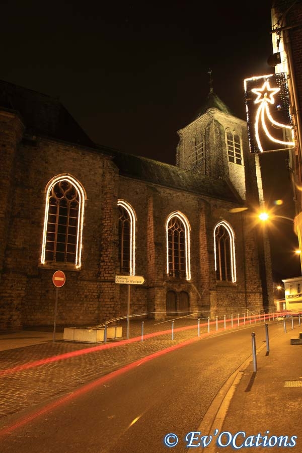 église Saint-Martin - Noël 2012 - pose longue; rejoignez les associations de la commune sur le lien : http://www.villedebeuvry.fr/beuvry.php?rub=14 et je vous invite à faire un petit tour sur mon site :  http://evocation2882.zenfolio.com/