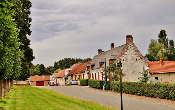 La Commune - Bomy