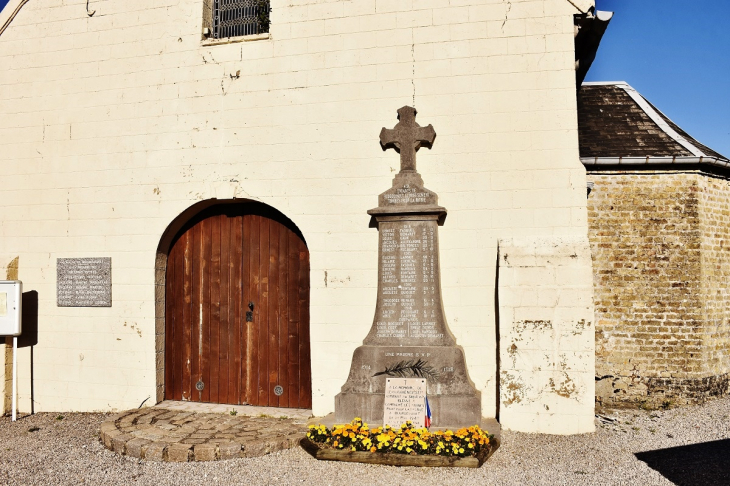 Monument-aux-Morts - Bouquehault