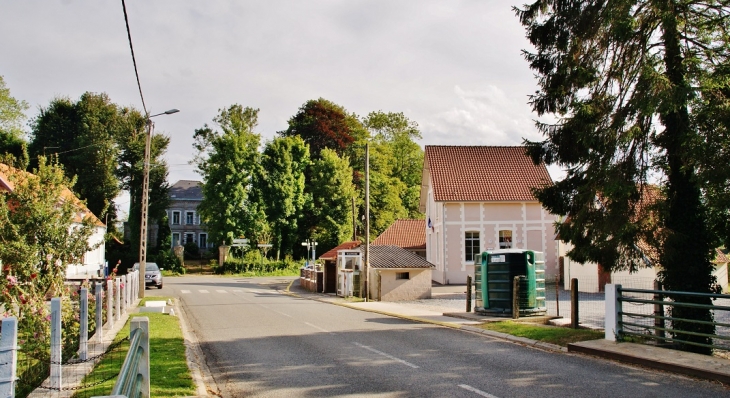 Le Village - Bournonville