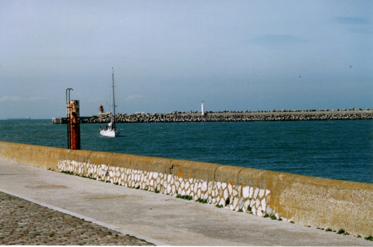 Entrée au port - Calais