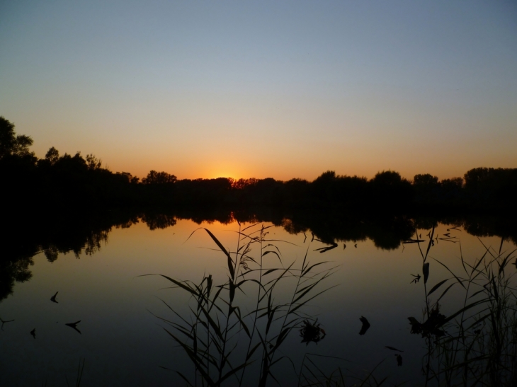 Coucher de soleil sur ce magnifique lieu - Cambrin