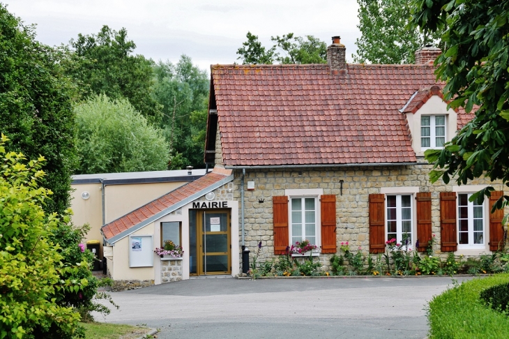 La Mairie - Carly