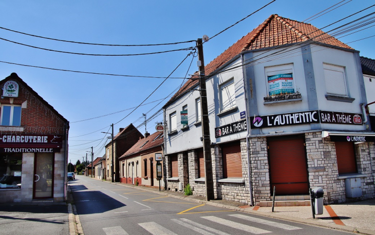 La Commune - Cauchy-à-la-Tour