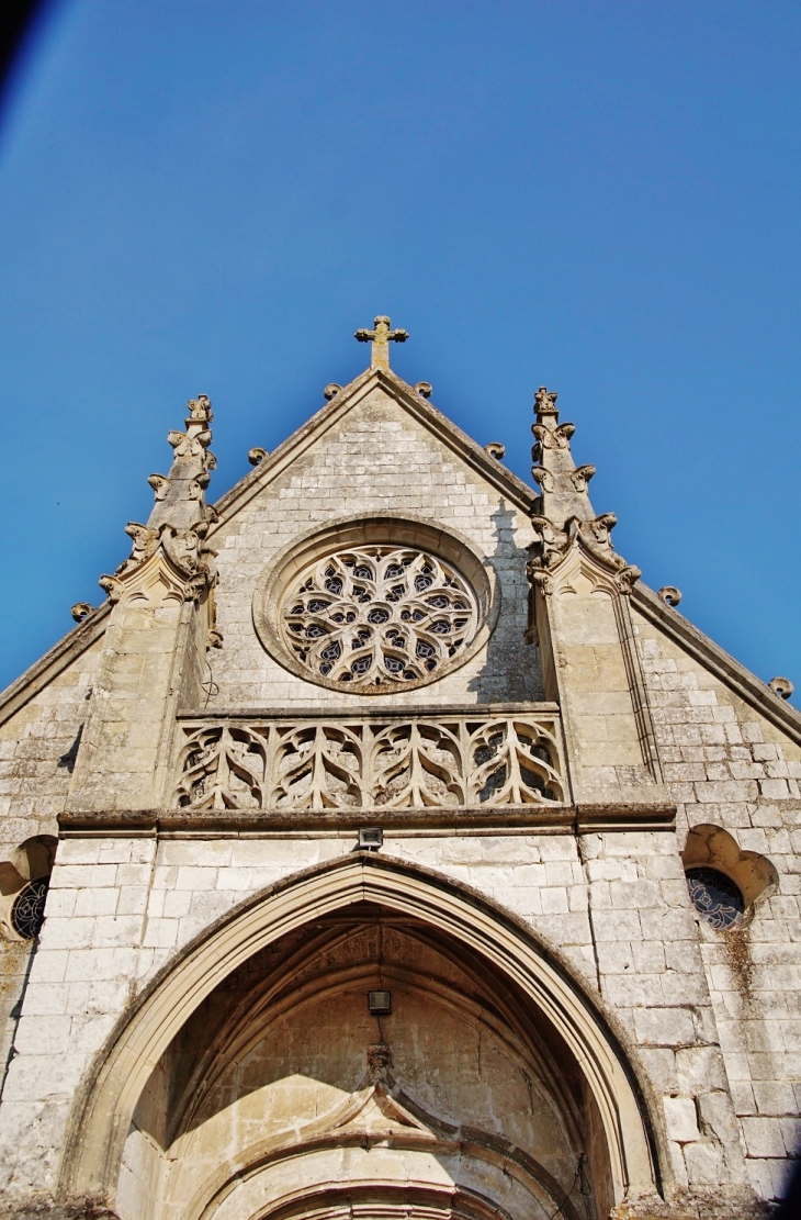 <<église Saint-Vaast - Écuires