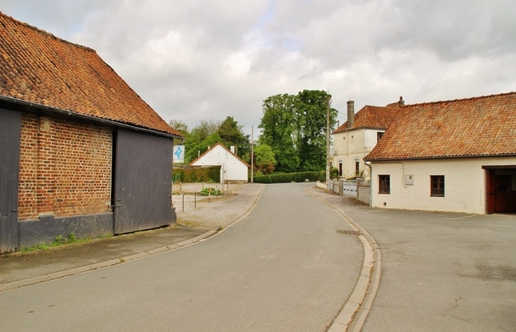 Le Village - Enquin-sur-Baillons