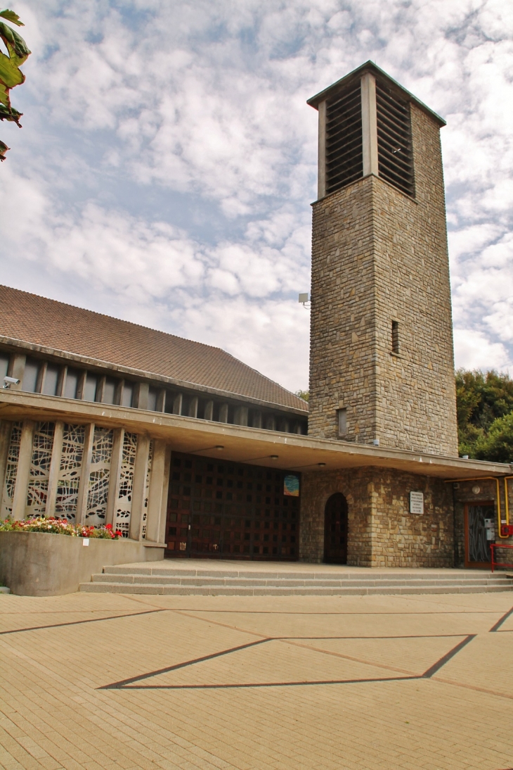 église St Pierre - Équihen-Plage