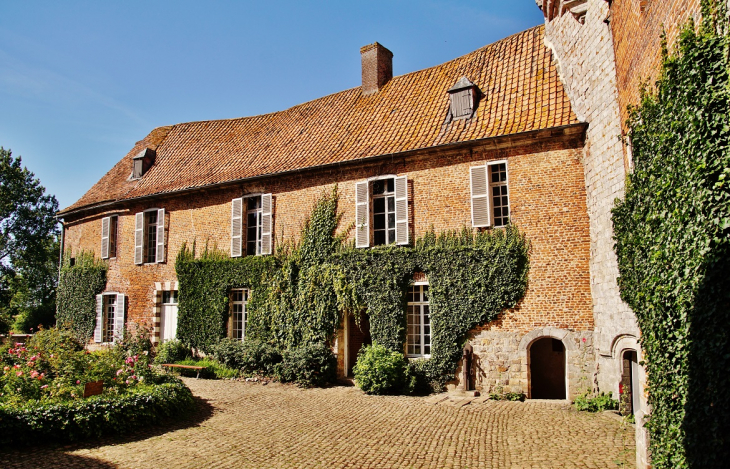 Le Château - Fresnicourt-le-Dolmen