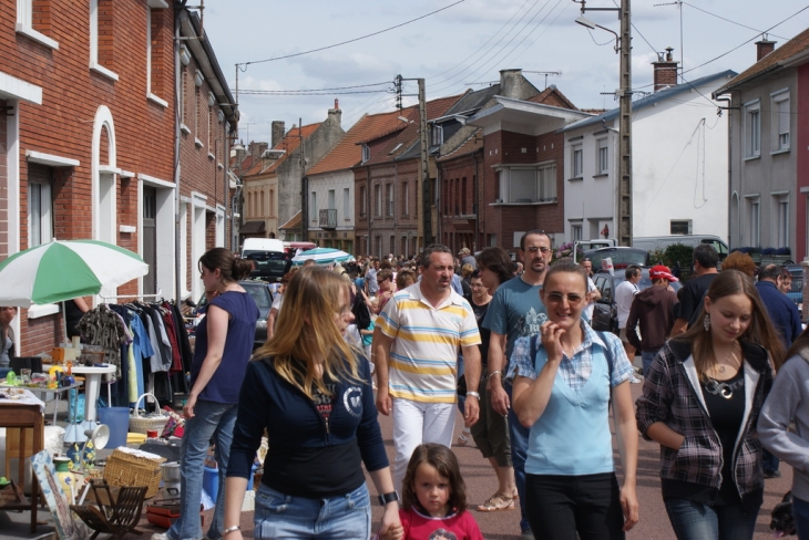 Jour de la mega brocante - Frévent