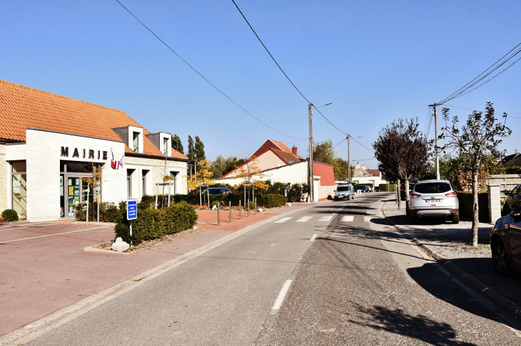 La Commune - Hames-Boucres